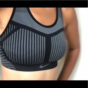 Nike Grey/Black Workout Sports Bra-Brand NEW!
